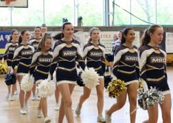 Charity Spieltag HBV Jena 90 Schlaegt Weimar 02